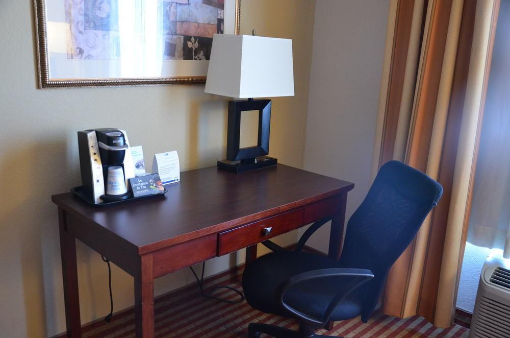 Holiday Inn Express Hotel & Suites Amarillo South By Ihg מראה חיצוני תמונה